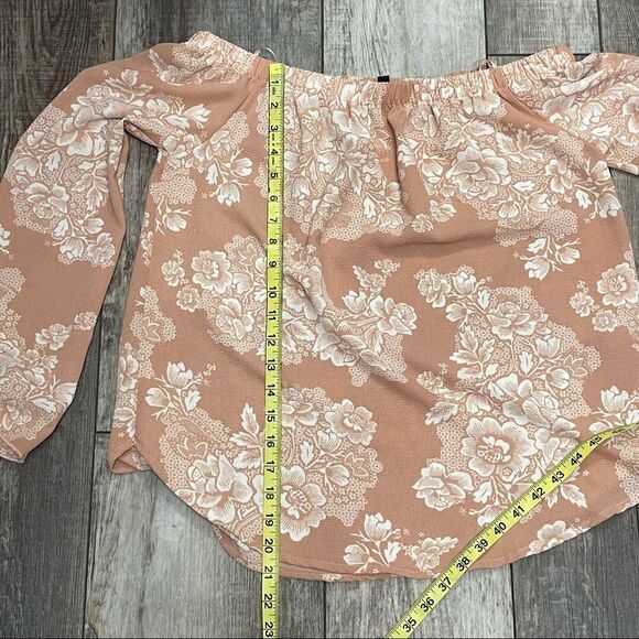 One Clothing Light Pink / Peach White Off or On Shoulder Floral Blouse Sz Large - Picture 10 of 10